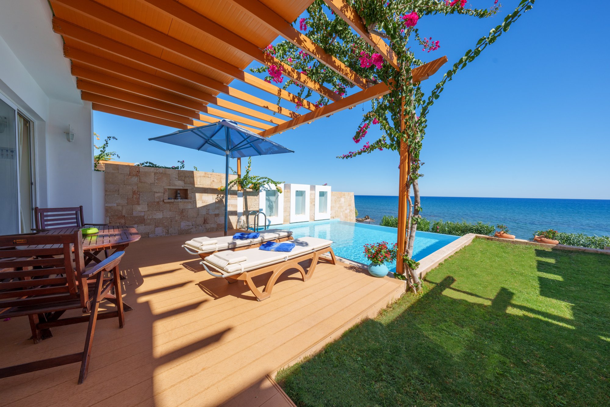 Ambassador Beach Villa Sea View with Personal Pool - 2 Bedrooms (170 sqm)_A1S2966.jpg