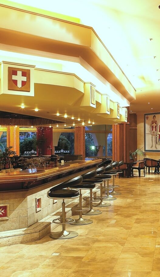 Atrium Palace_main bar_mob