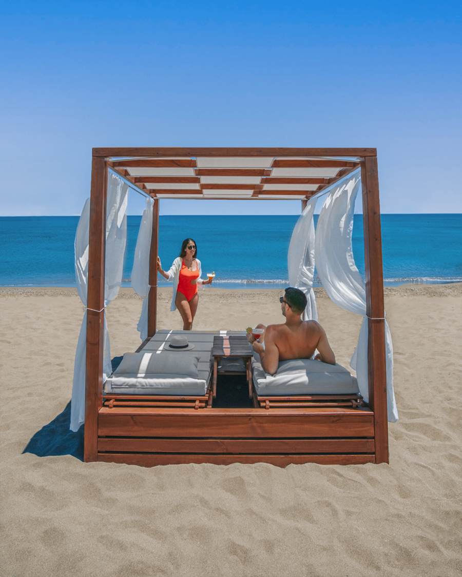 Exklusiver Strand mit Cabana