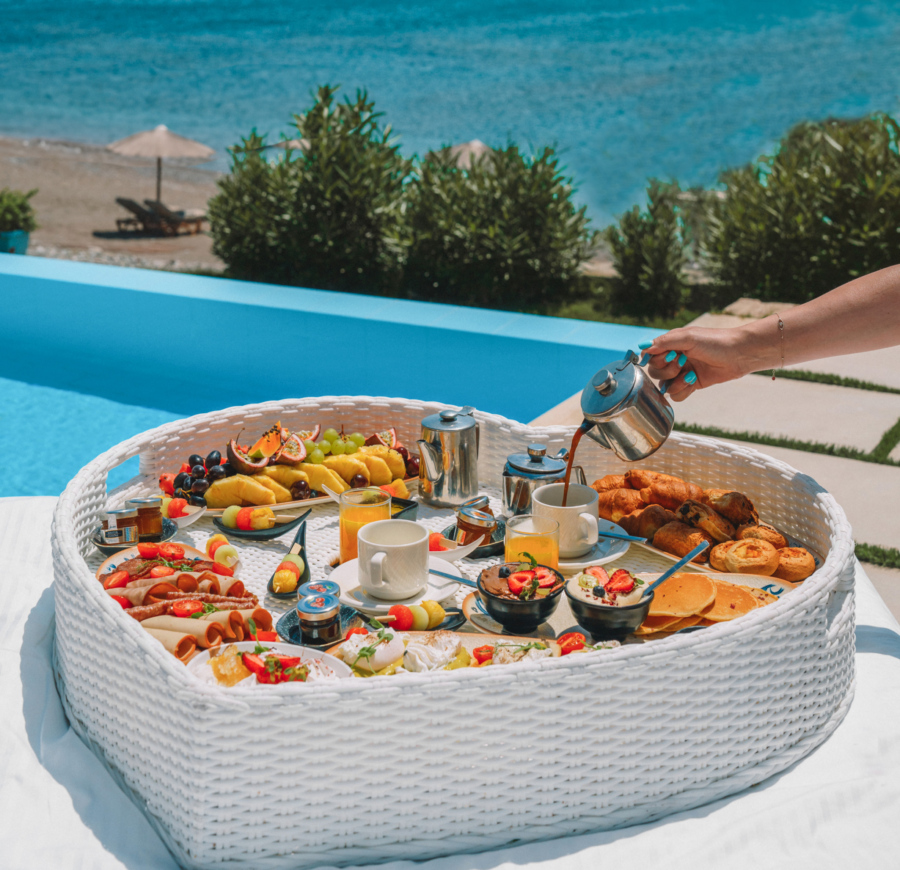 Floating Breakfast