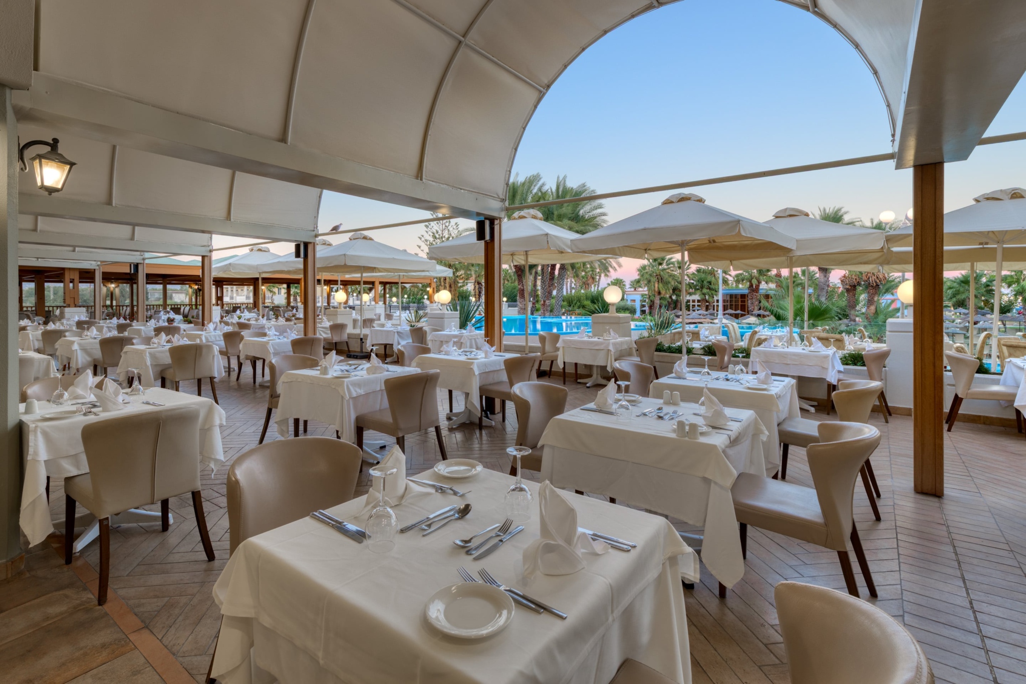 HauptRestaurant-1_Web_Res-min
